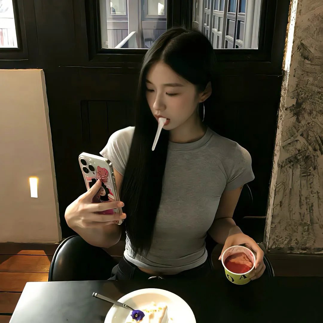 花吃了那女孩